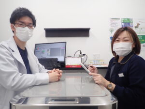 インタビューに応じる獣医師スタッフ04