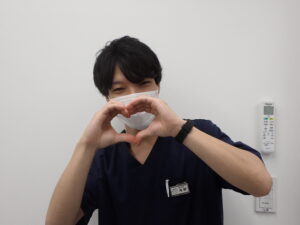 感謝を伝えているスタッフ